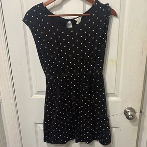 I love h81 Black and White Asymmetrical Sundress